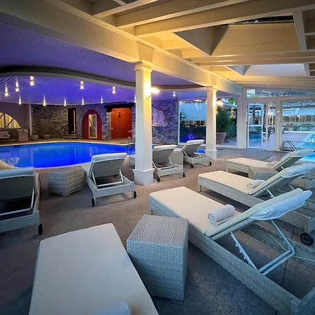 Delta Hotel 4*