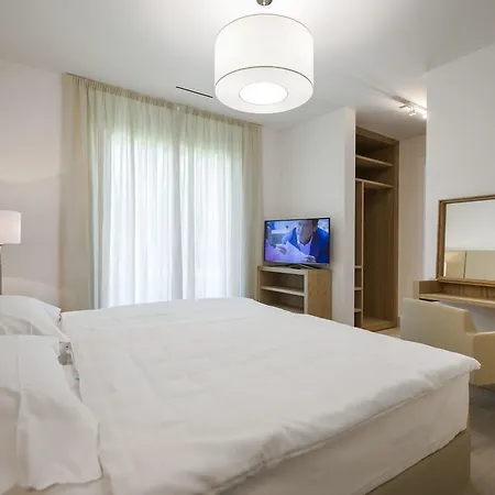 Delta Hotel 4*